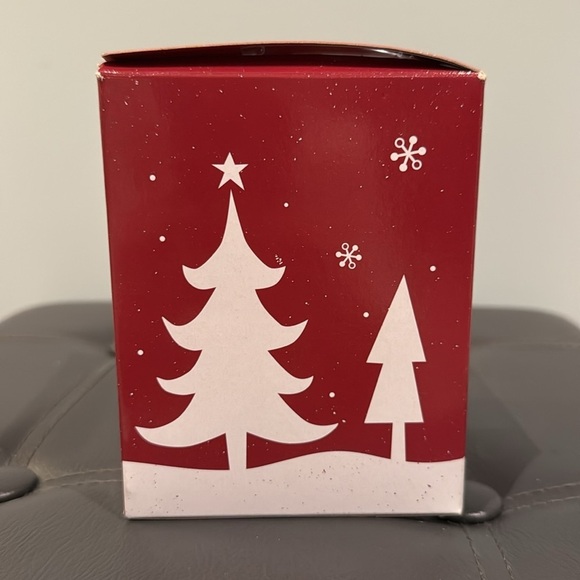 Heirloom Collection | Barbie Ornament Collectors Edition-2014 - Picture 8 of 10